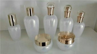 廣州市樂鑫玻璃制品廠 專業(yè)化妝品包裝瓶生產(chǎn)廠家